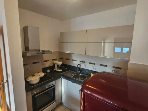 Prodaja, jednosoban stan, 39m², Stari Aerodrom, Podgorica - image 4