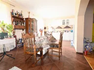 Prodaja, kuća, 250m², Donja Gorica, Podgorica - image 7