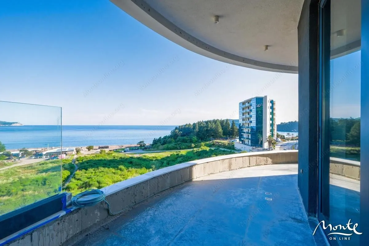 Sale, two bedroom apartment, 80m², Bečići, Budva