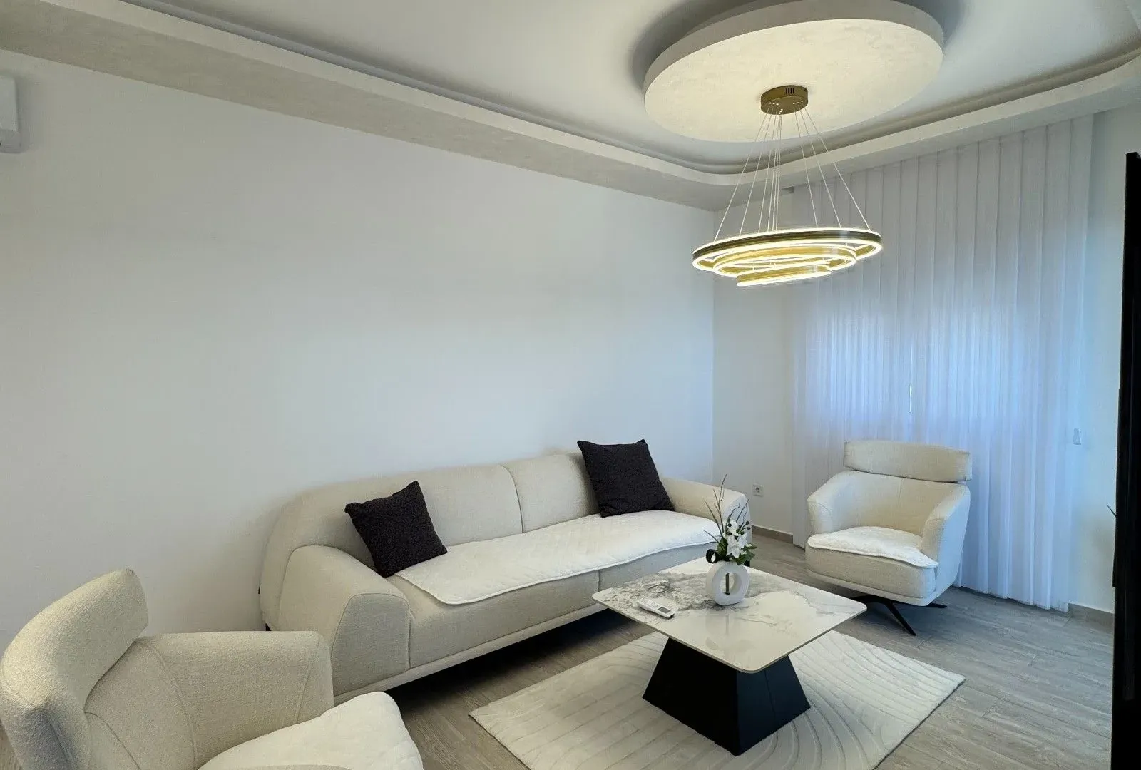 Sale, two bedroom apartment, 74m², Bečići, Budva