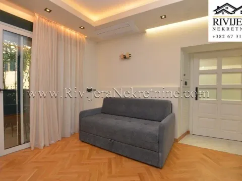 Prodaja, stan, 37m², Centar, Herceg Novi - image 6