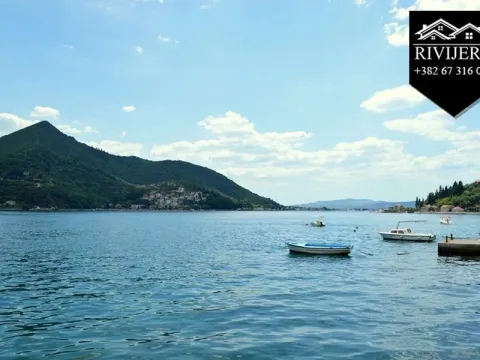 Sale, house, 370m², Kamenari, Herceg Novi