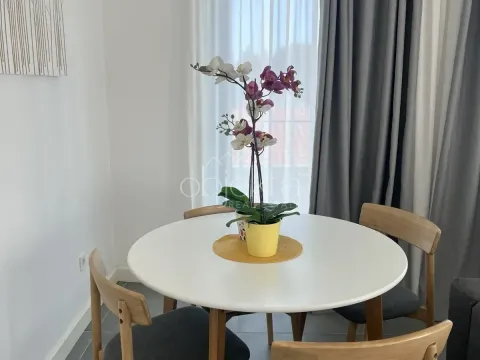 Rent, apartment, 55m², Tivat, Crna Gora - image 3