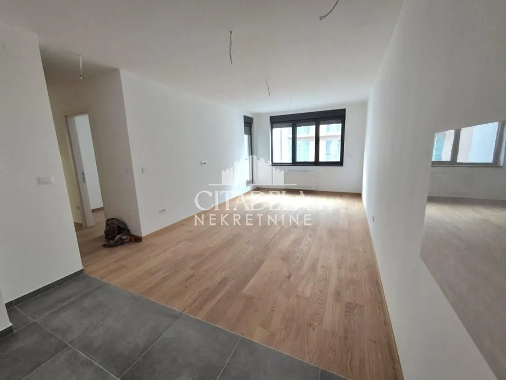Prodaja, trosoban stan, 70m², Voždovac Sve Podlokacije, Beograd