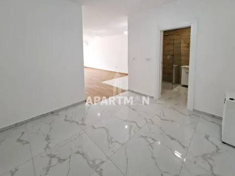 Izdavanje, poslovni prostor, 46m², Ledine, Beograd - image 5