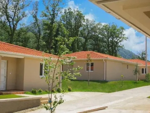 Rent, house, 120m², Župci, Bar - image 5