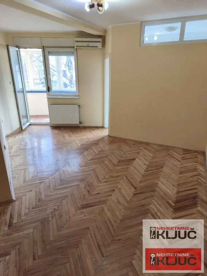 Sale, one bedroom apartment, 30m², Grbavica, Novi Sad Sve Podlokacije