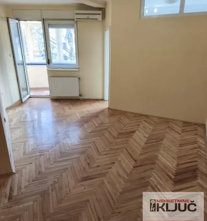Sale, one bedroom apartment, 30m², Grbavica, Novi Sad Sve Podlokacije