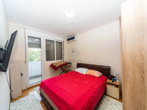 Prodaja, dvosoban stan, 72m², Autobuska stanica, Podgorica - image 7