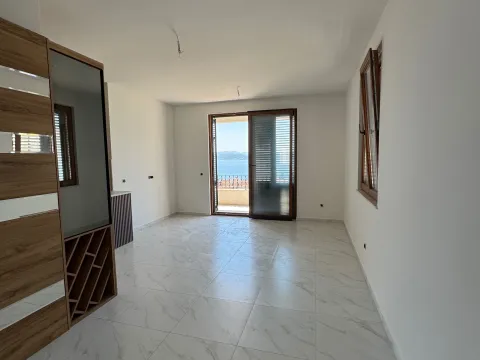 Prodaja, trosoban stan, 105m², Bijela, Herceg Novi - image 2