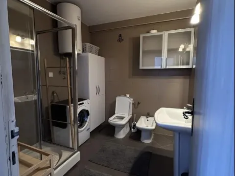 Izdavanje, trosoban stan, 85m², Čubura, Beograd - image 17