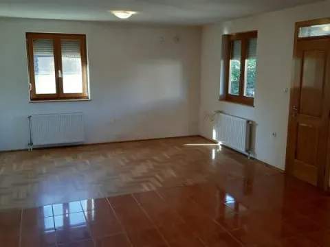 Rent, house, 145m², Kać, Novi Sad Sve Podlokacije - image 4