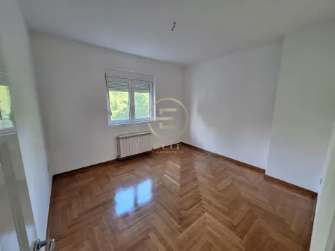 Sale, four bedroom apartment, 213m², Centar, Novi Sad - image 22