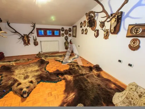 Sale, house, 400m², Bar, Crna Gora - image 7