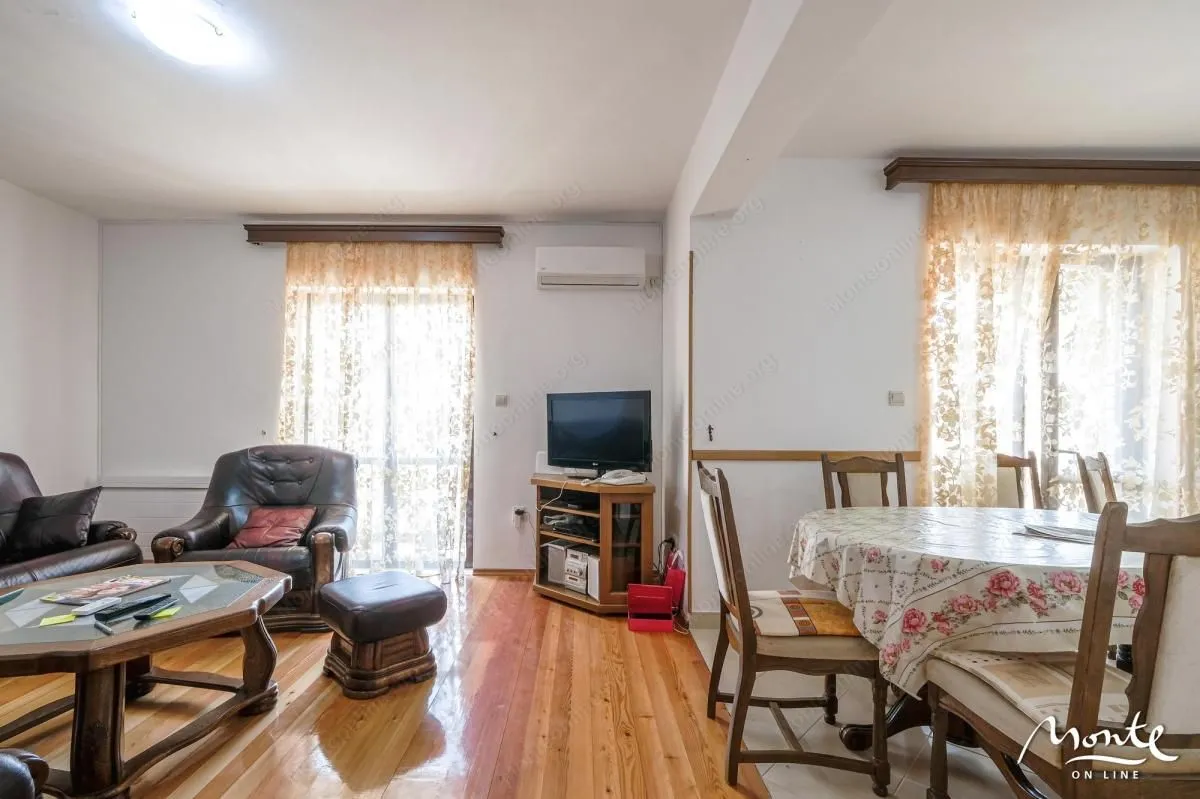 Prodaja, kuća, 200m², Bijela, Herceg Novi
