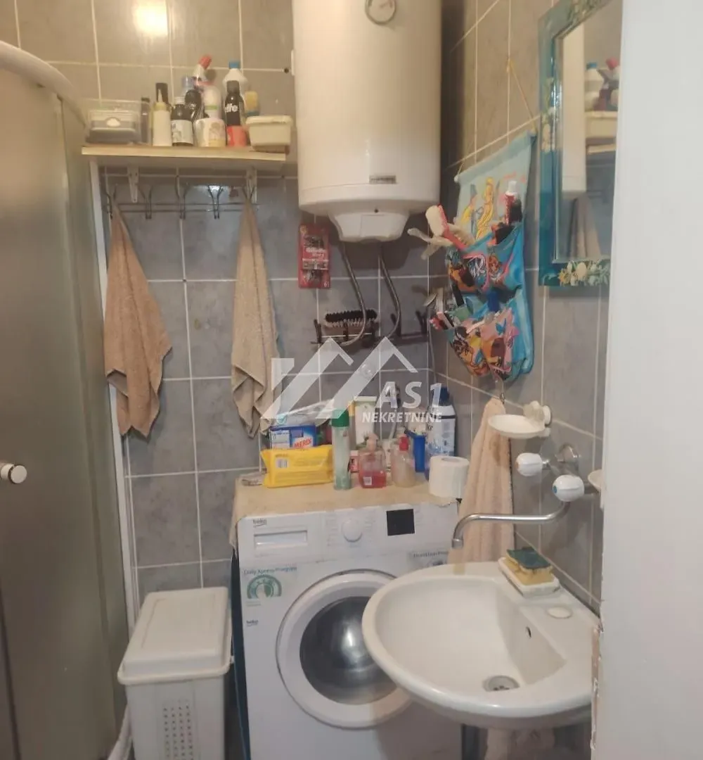 Prodaja, jednosoban stan, 37m², Adice, Novi Sad Sve Podlokacije