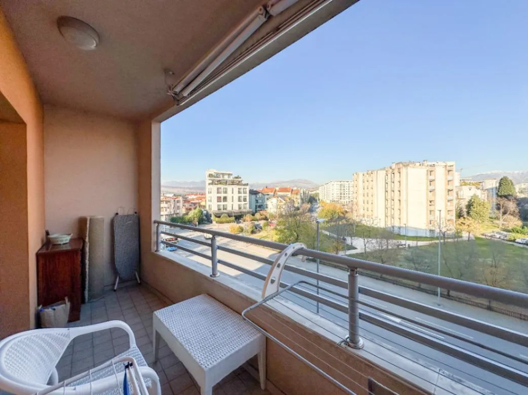 Rent, studio apartment, 35m², City Kvart, Podgorica