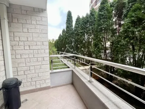 Sale, one bedroom apartment, 57m², Bečići, Budva - image 12