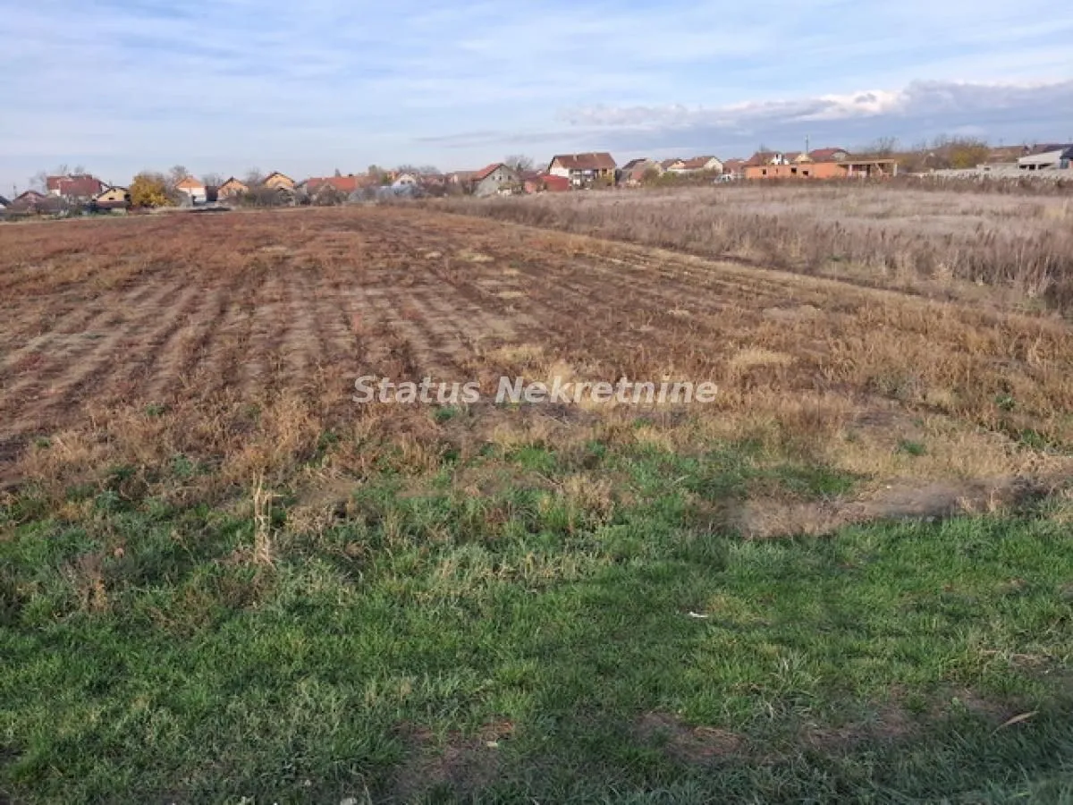 Prodaja, plac, 570m², Futog, Novi Sad Sve Podlokacije