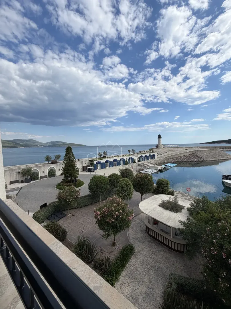 Sale, apartment, 47m², Tivat, Crna Gora