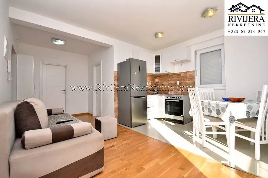 Prodaja, dvosoban stan, 53m², Igalo, Herceg Novi