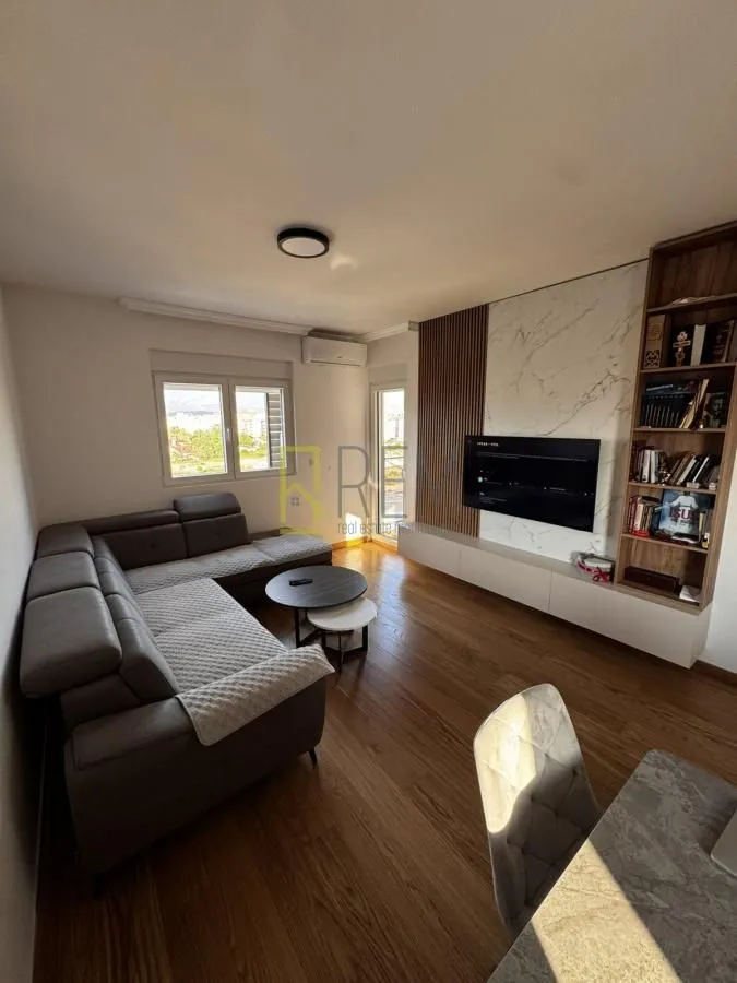 Prodaja, dvosoban stan, 72m², City Kvart, Podgorica