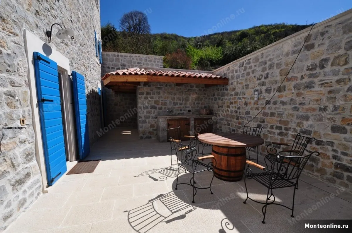Prodaja, kuća, 105m², Tivat, Crna Gora