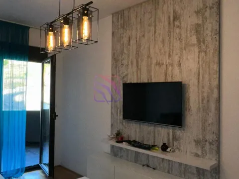 Rent, apartment, 45m², Vezirov Most, Podgorica - image 2