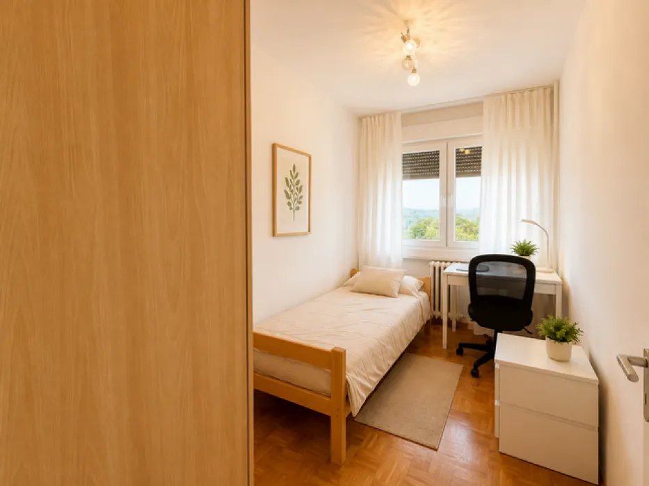 Sale, three bedroom apartment, 76m², Banjica, Voždovac Sve Podlokacije