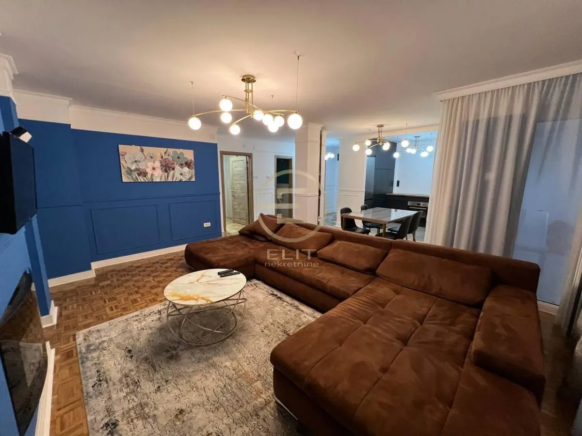 Prodaja, trosoban stan, 96m², Detelinara, Novi Sad Sve Podlokacije