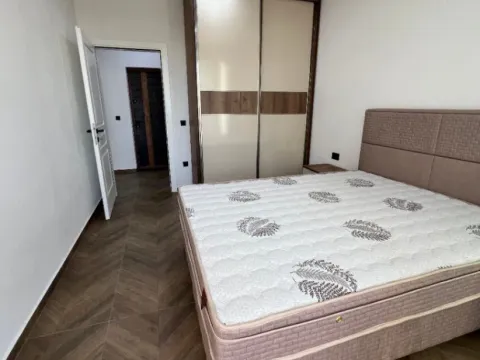 Izdavanje, dvosoban stan, 85m², Šušanj, Bar - image 2