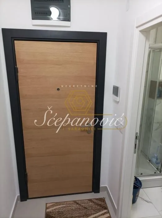 Prodaja, jednosoban stan, 40m², Šonsi, Novi Sad Sve Podlokacije