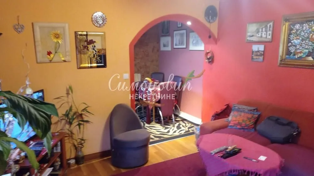 Prodaja, kuća, 187m², Zemun Cara Dušana, Zemun Sve Podlokacije
