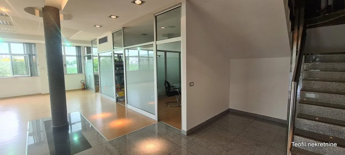 Rent, office space, 1700m², Nova Pazova, Stara Pazova