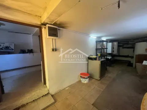 Sale, house, 250m², Papazovac, Smederevo - image 17