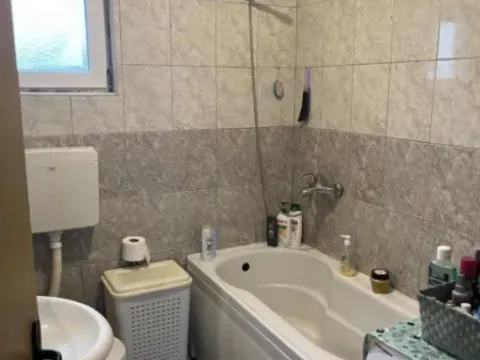 Sale, house, 84m², Borča Sve Podlokacije, Beograd - image 4