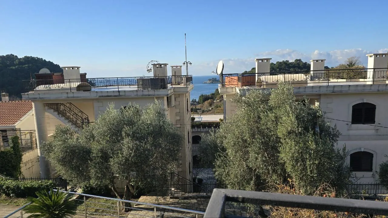 Prodaja, kuća, 160m², Petrovac, Budva