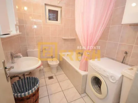 Prodaja, kuća, 253m², Tivat, Crna Gora - image 10