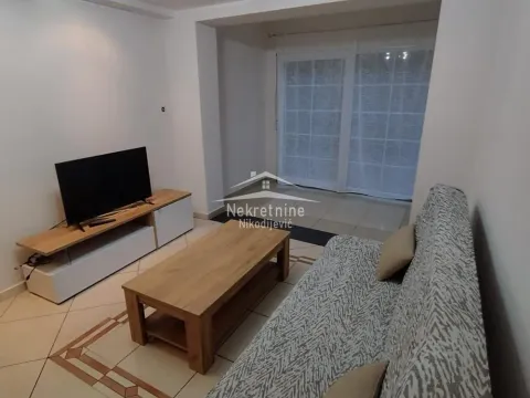 Izdavanje, trosoban stan, 70m², Šumice, Beograd - image 3