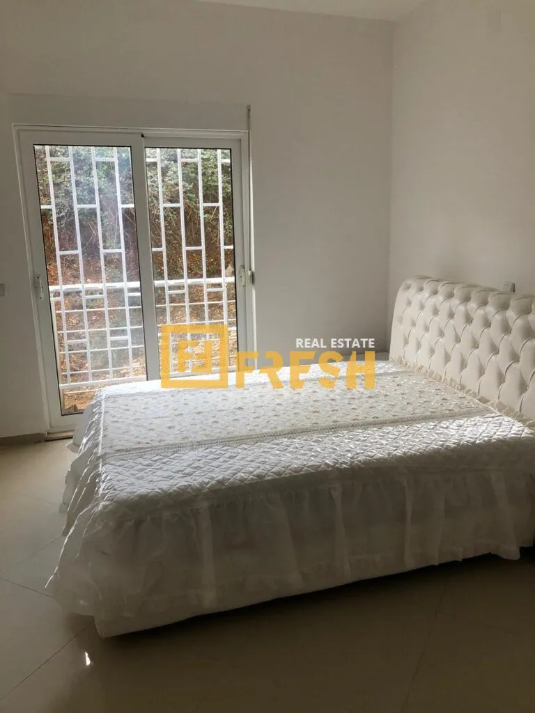 Prodaja, dvosoban stan, 100m², Ulcinj, Crna Gora