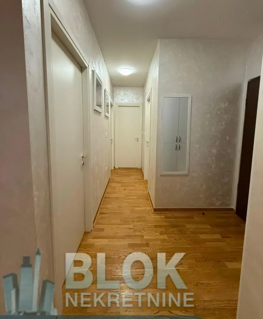 Rent, two bedroom apartment, 65m², City Kej, Podgorica