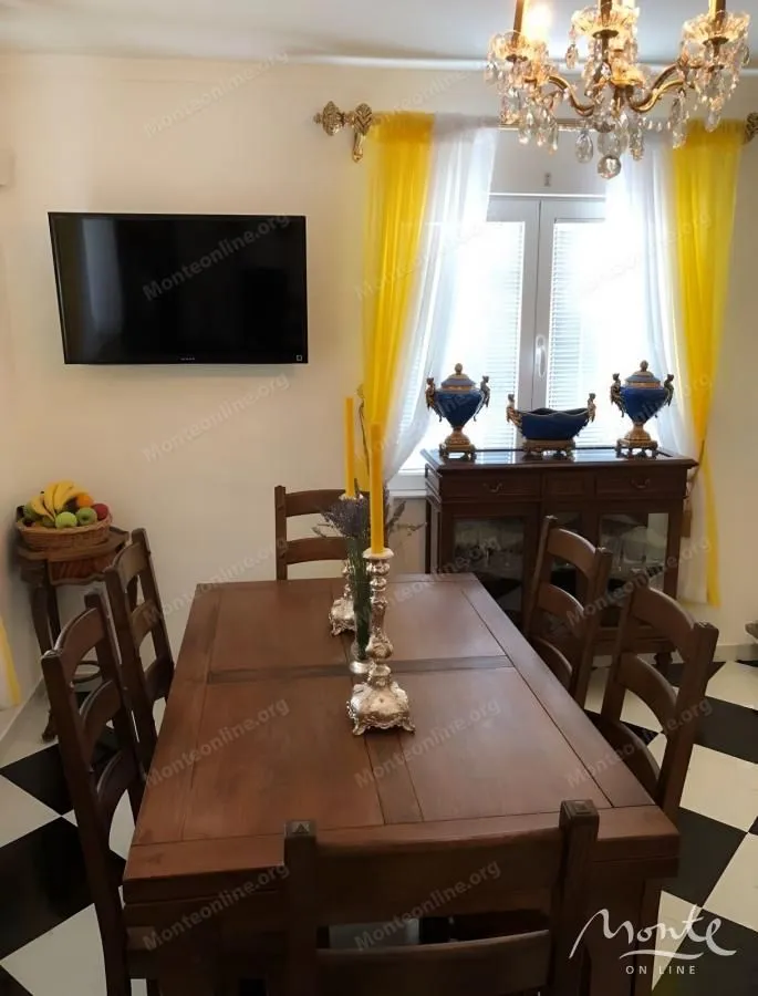 Prodaja, kuća, 190m², Kotor, Crna Gora