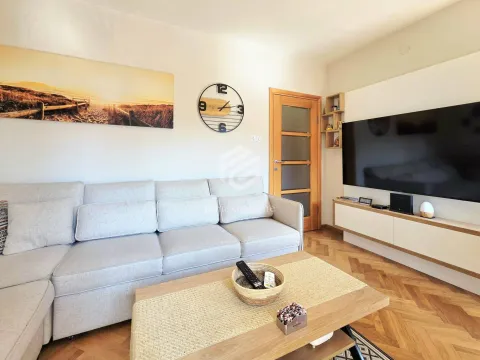 Rent, apartment, 28m², Blok 9, Podgorica - image 4