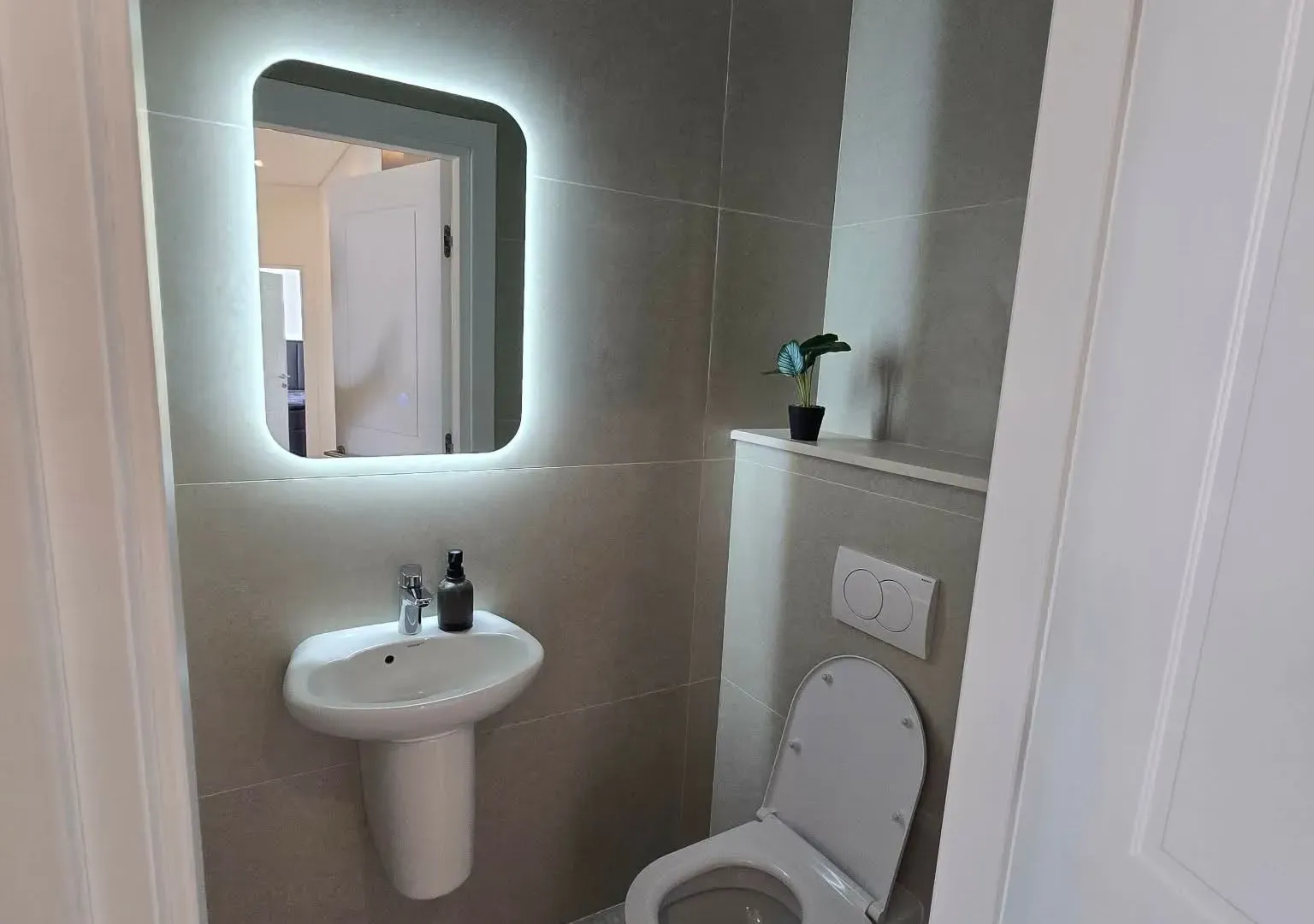 Prodaja, dvosoban stan, 76m², Kava, Tivat