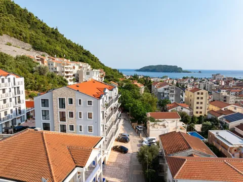 Prodaja, jednosoban stan, 40m², Budva, Crna Gora - image 14