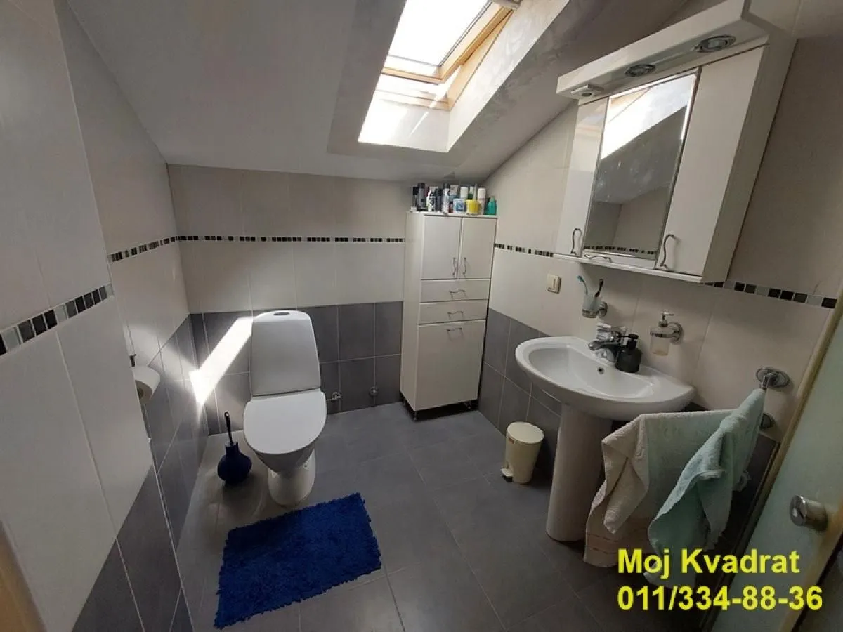 Prodaja, četvorosoban stan, 114m², Vračar Sve Podlokacije, Beograd