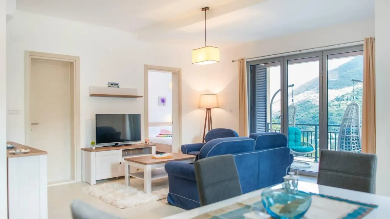 Sale, one bedroom apartment, 66m², Morinj, Kotor