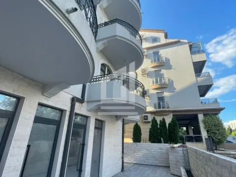 Prodaja, dvosoban stan, 127m², Momišići, Podgorica - image 8