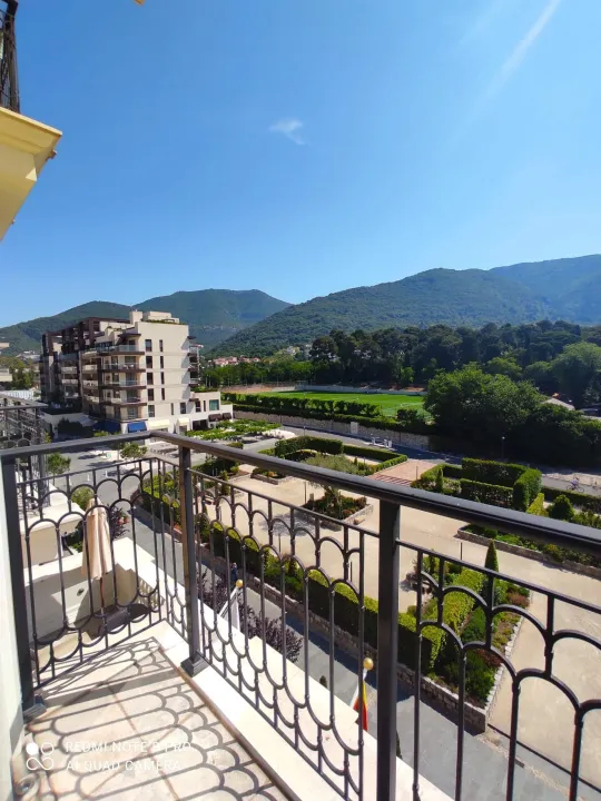 Prodaja, jednosoban stan, 38m², Tivat, Crna Gora