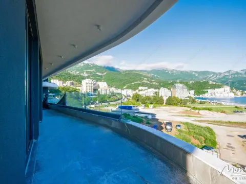 Prodaja, trosoban stan, 190m², Bečići, Budva - image 10